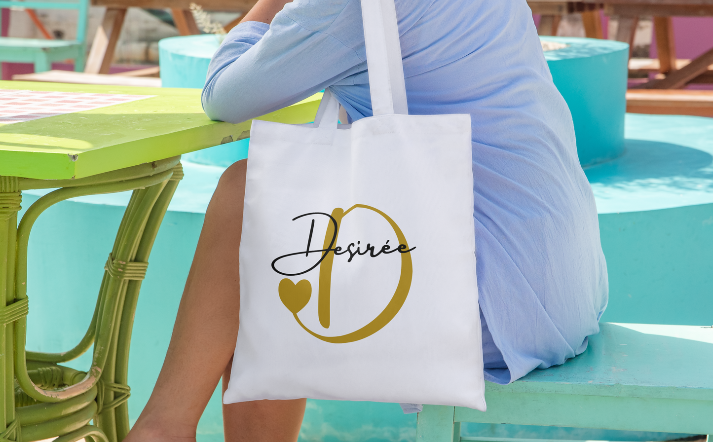 Tote bag + Inicial love + texto